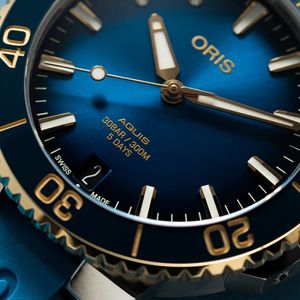 Oris Aquis Cal 400 Blue Gold Strap Watch Peter Jackson