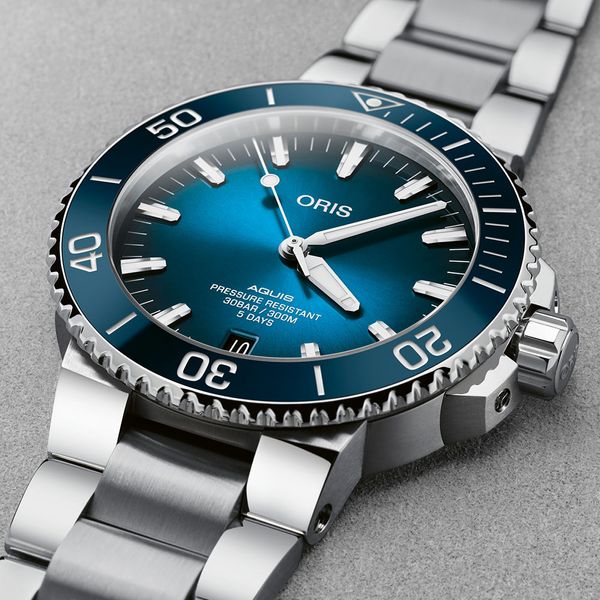 Oris aquis date on sale 2019