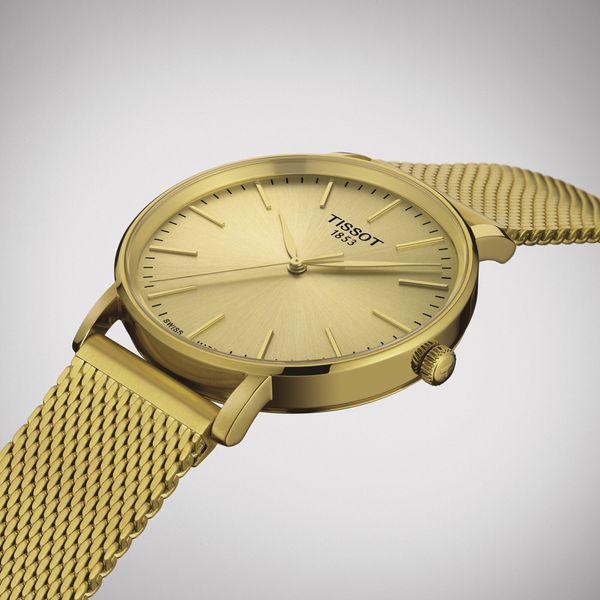 Mens gold outlet mesh watch